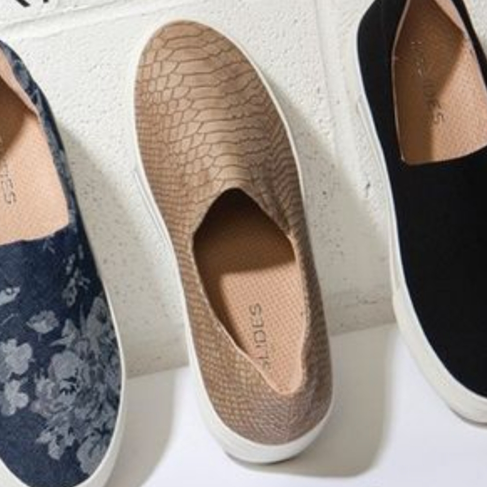 J/Slides Slip On 9 - image 6